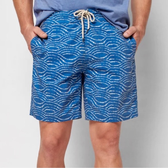 Faherty Classic Boardshort 7” Inseam Wave Dye Navy Men's 35 shorts NEW